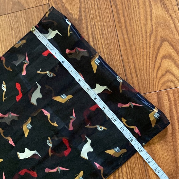 Satin striped lightweight shoe 👠 design fashion scarf, black multi shoe style - Picture 11 of 14